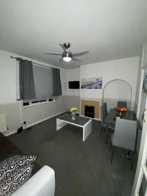 Better Bromley Apartment