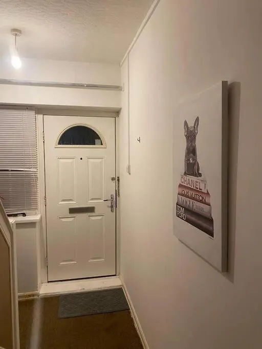 Better Bromley Apartment